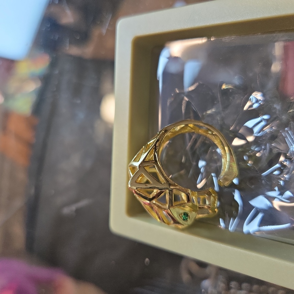 Carfier inspired ring brand new